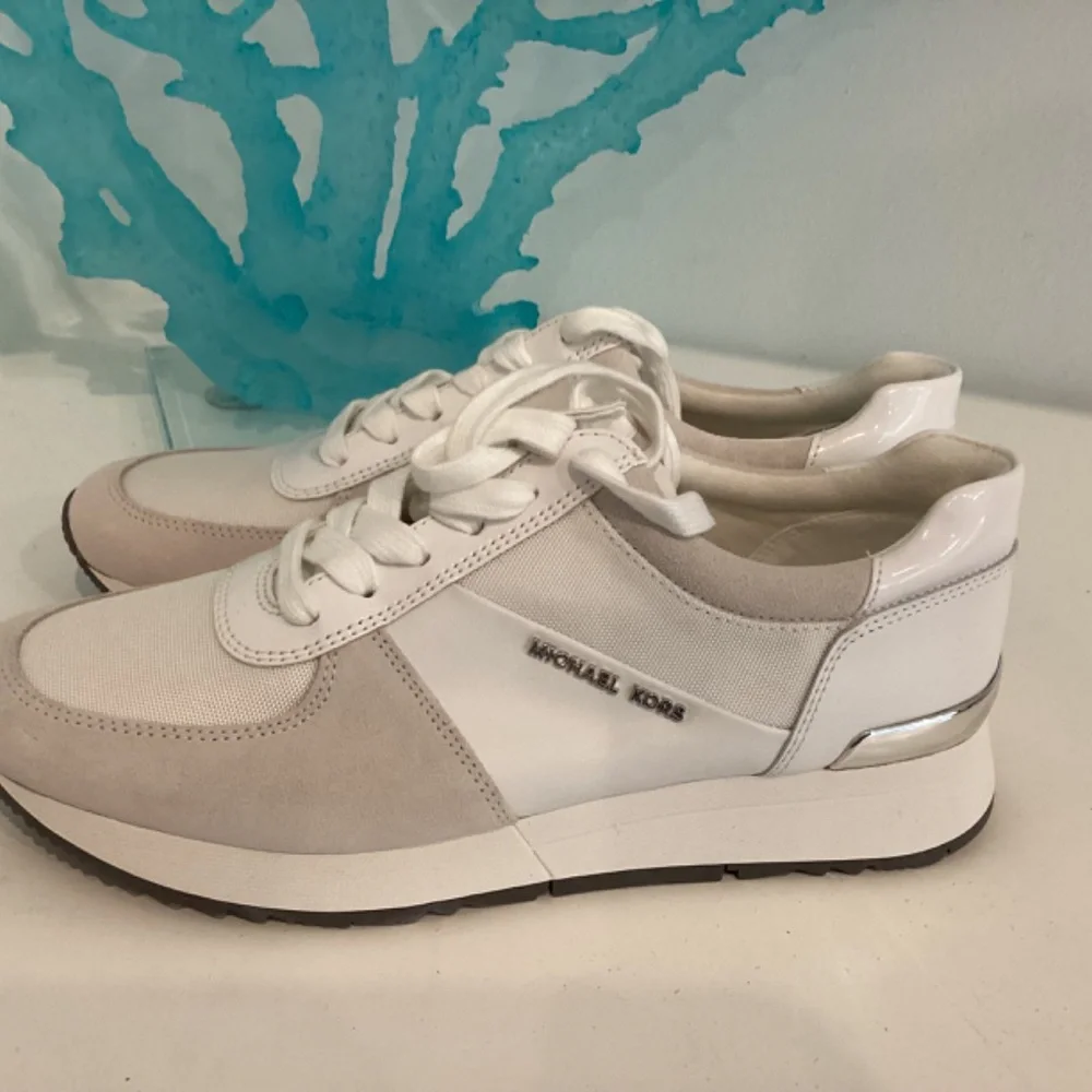 REDUCED NEW Michael Kors Women White Leather Suede Textile Sneakers Shoes Size 7
